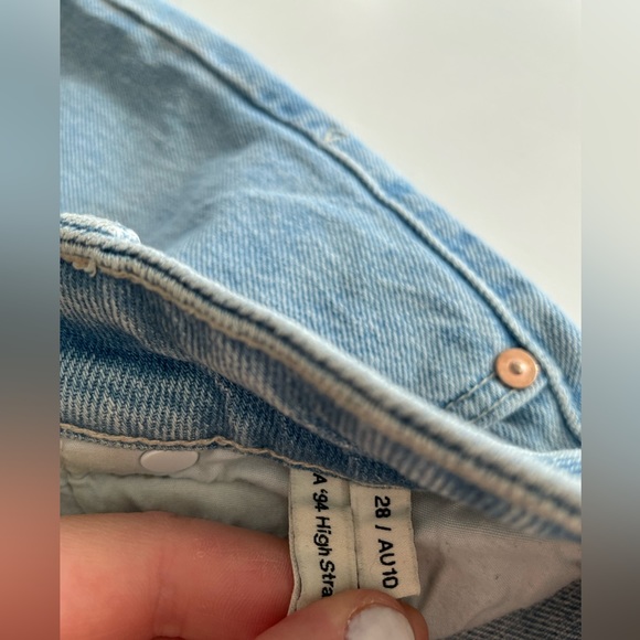 Size 28 | Abrand A 94 High Waisted Straight Jean - Picture 14 of 16